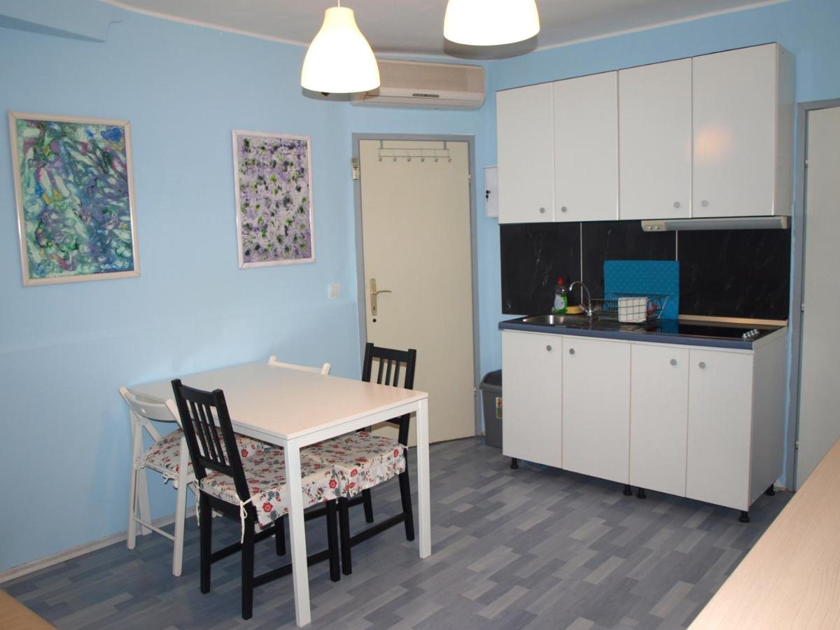 Apartment Sky 48 ロヴィニ エクステリア 写真