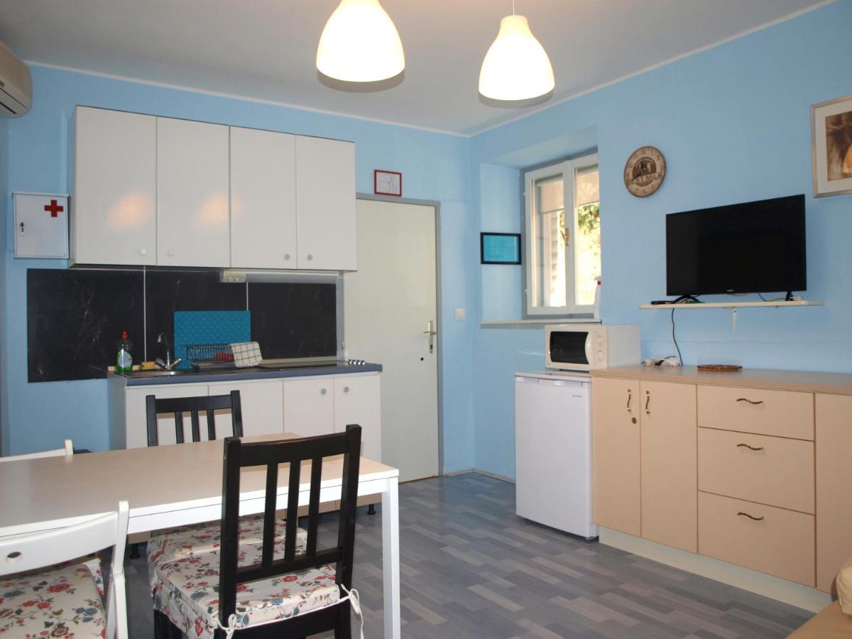 Apartment Sky 48 ロヴィニ エクステリア 写真